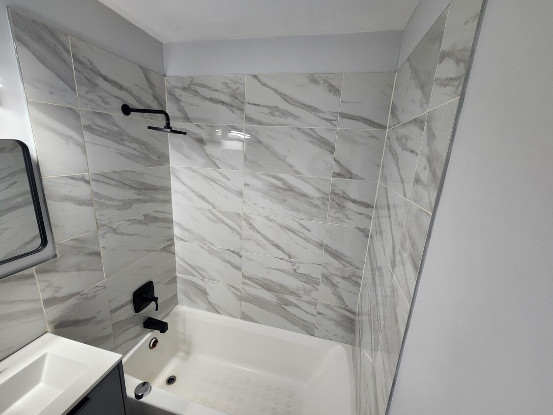 Foto del edificio - 200 Cleveland St