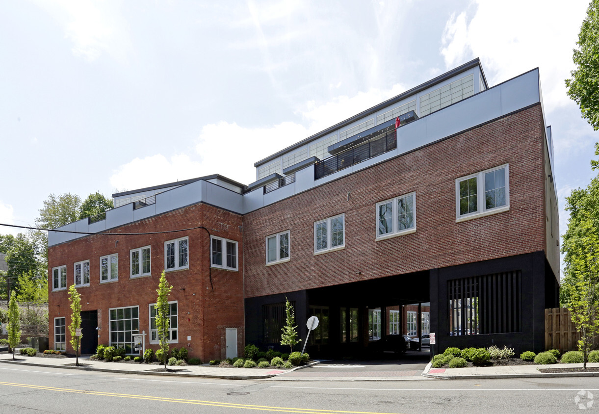 Building Photo - Lofts at Morristown