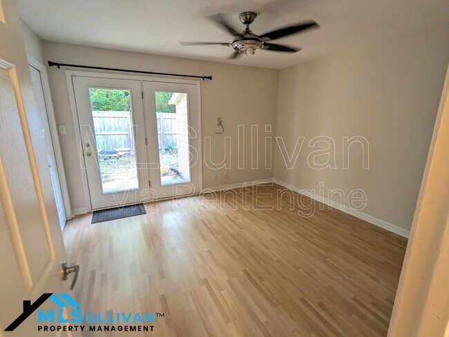 Foto del edificio - 602 Gatehouse Ln