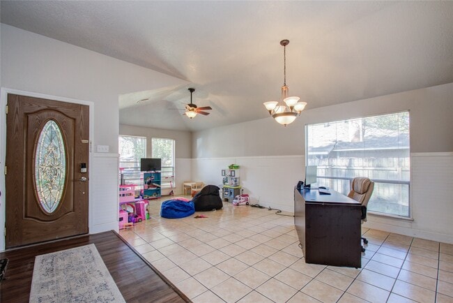 Foto del edificio - 5010 Village Springs Dr