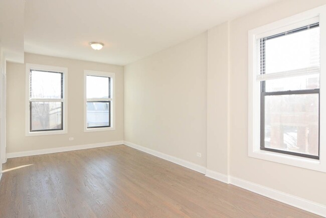 Building Photo - 2350 N Kimball Ave