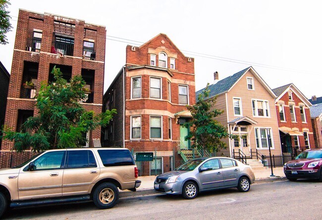 Building Photo - 1119 W 17th St