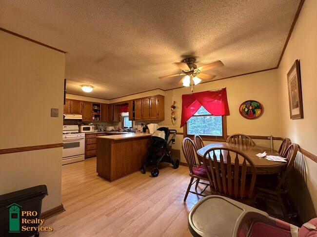 Foto del edificio - 3 Bedroom Home