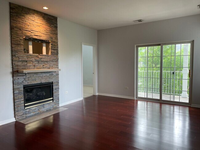 Foto del edificio - 3333 Stratford Ct