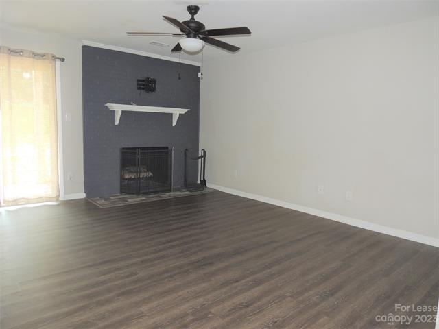 Building Photo - 9252 Kings Canyon Dr