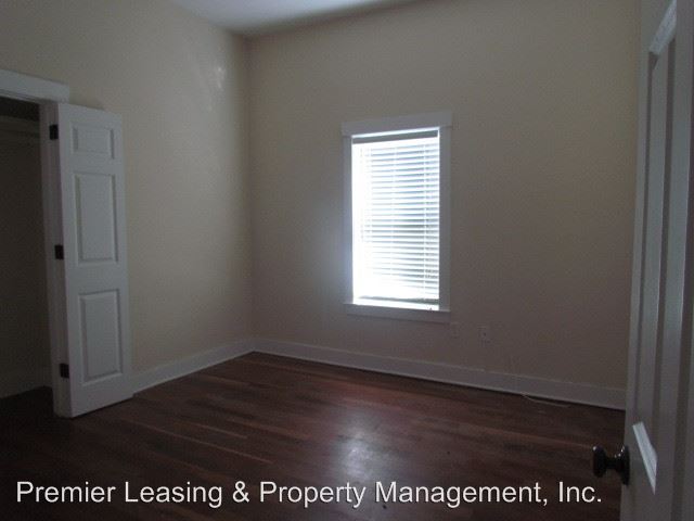 Foto del edificio - 1015 W 35th St