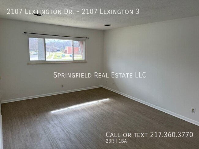Building Photo - A Pantry with Personality: 2 Bed 1 Bath Ba...
