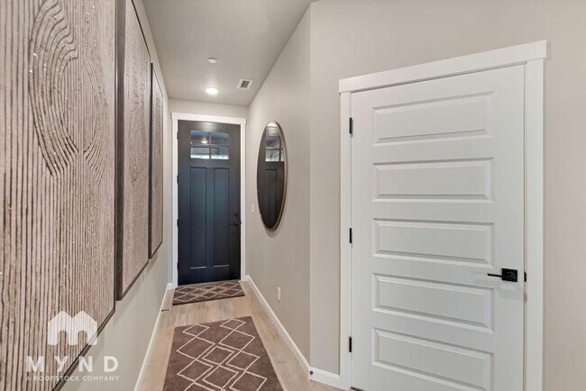 Foto del edificio - 6922 NE 131st Way