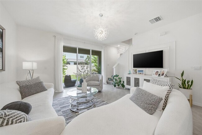 Foto del edificio - 1340 Colt Creek Pl