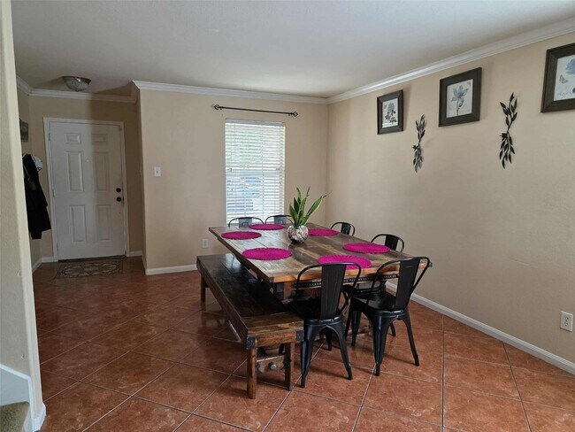 Foto del edificio - 10306 Dalehurst Ct