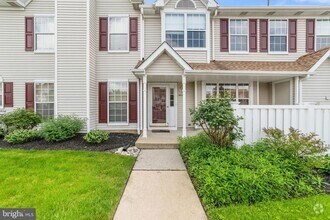Building Photo - 4402 Aberdeen Ln