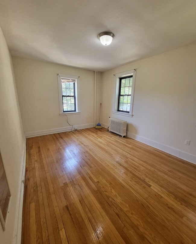Foto del edificio - 72 W Hudson Ave