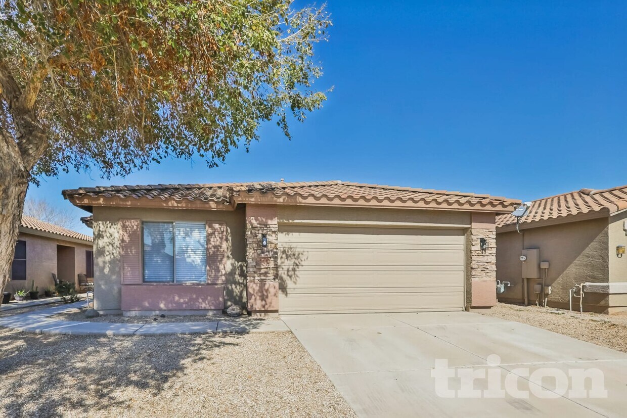 Foto principal - 43766 Elm Dr