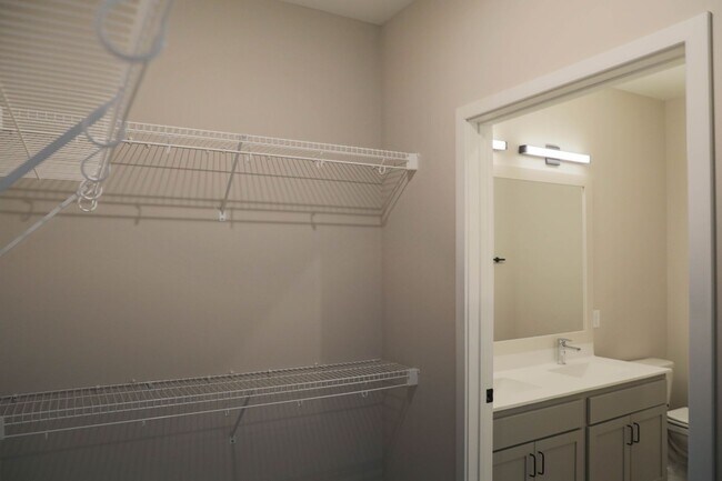 Interior Photo - B7 Flats
