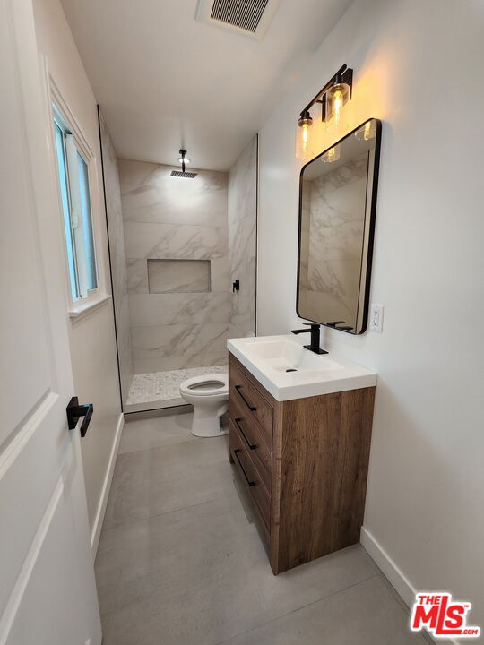 Foto del edificio - 6121 Sylvia Ave