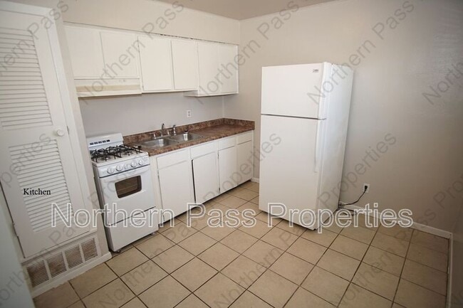 Building Photo - 7309 Alameda B