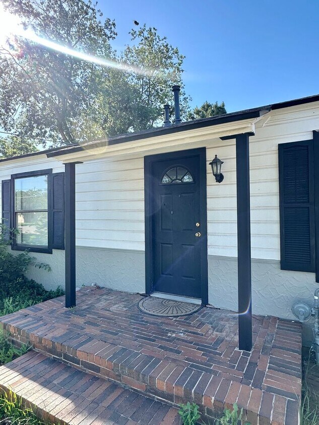 1857 W Twohig Ave, San Angelo, TX 76901 House Rental in San Angelo