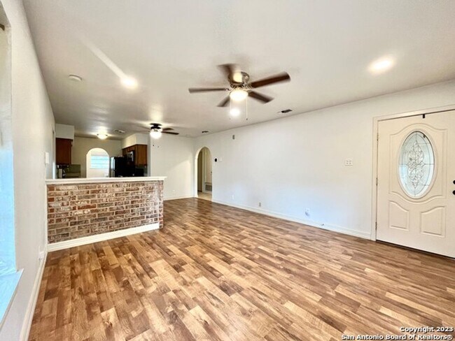 Foto del edificio - 3 Bedroom/1 Bathroom Home in the Preston S...