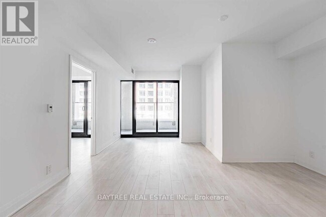 Building Photo - 33 Frederick Todd Wy