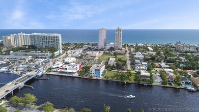 Building Photo - 105 S Riverside Dr