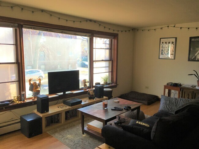 Foto del edificio - 4208 N Leavitt St