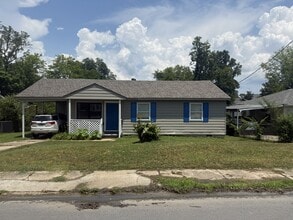 Building Photo - 307 Princeton