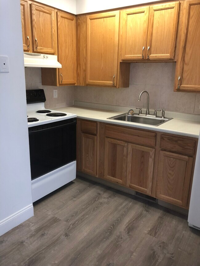 Foto del edificio - 122 Eagle Ridge Cir