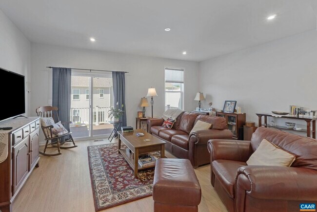 Foto del edificio - 6031 McComb St