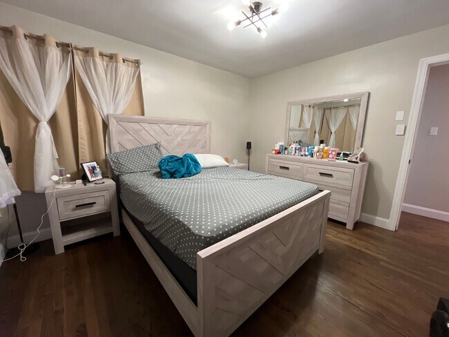 Foto del edificio - Stunning 3 Bed 1.5 Bath ranch available fo...