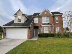 Building Photo - 7106 Windmill Creek Rd