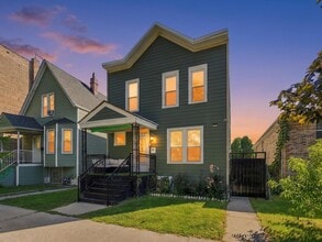Building Photo - 1321 S 51st Ave