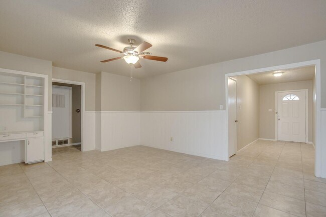 Building Photo - 2814 54th St