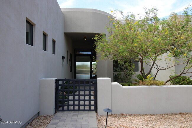Building Photo - 12454 N 120th St