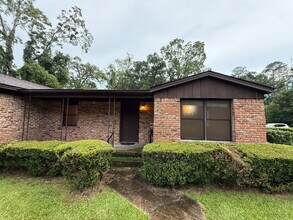 Building Photo - 2693 Miccosukee Rd
