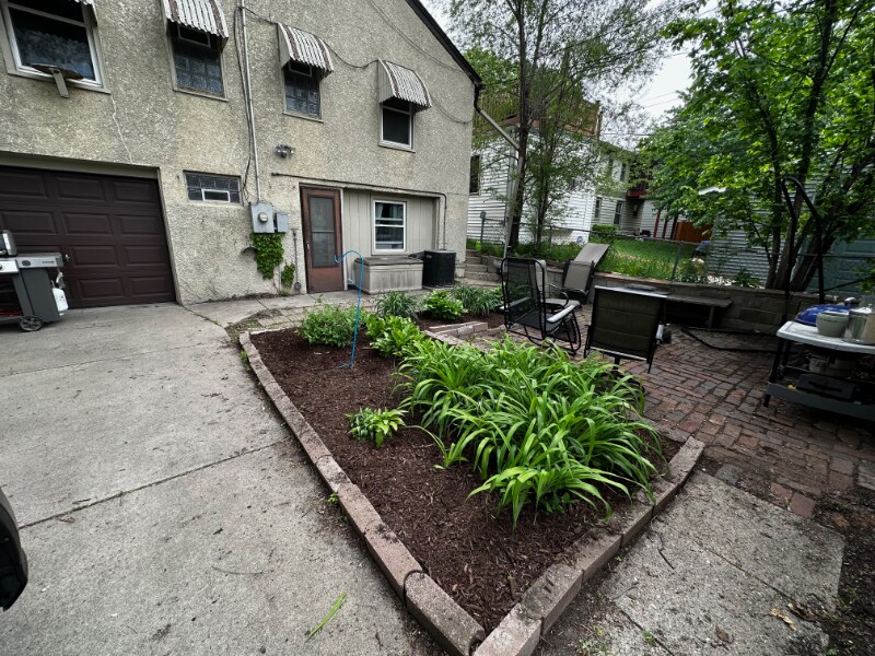 Primary Photo - 4232 Cedar Ave S