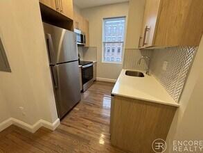 Building Photo - 16 Queensberry St