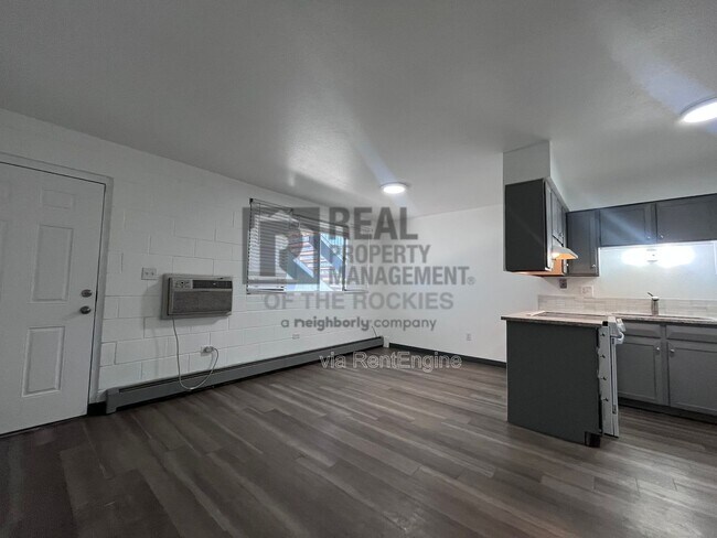 Foto del edificio - 713 N Garfield Ave