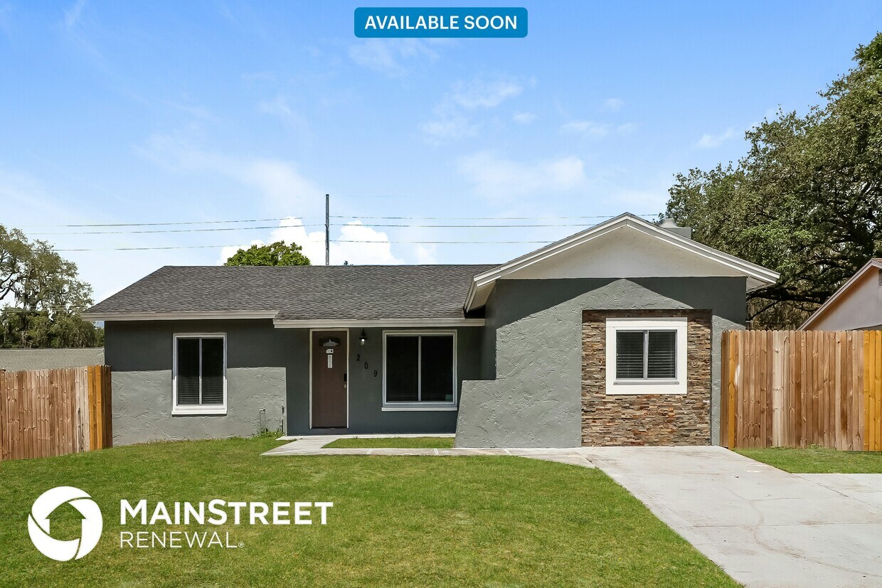 Primary Photo - 209 Ravenway Dr