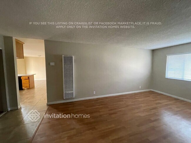 Foto del edificio - 242 College Ave