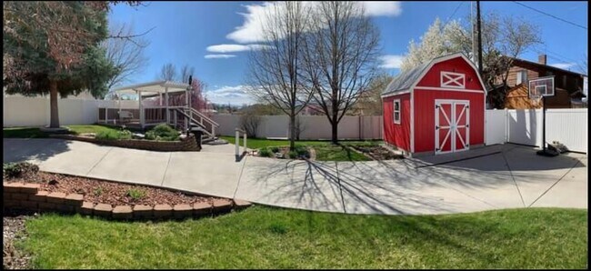 Building Photo - 2295 Timpview Dr