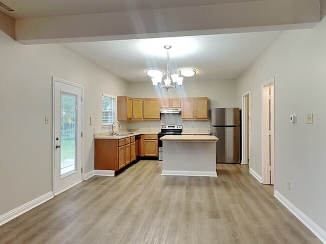 Foto del edificio - 6517 Apple Branch Ln