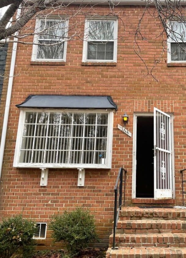 Photo - 164 Old Enterprise Rd, Upper Marlboro, MD 20774