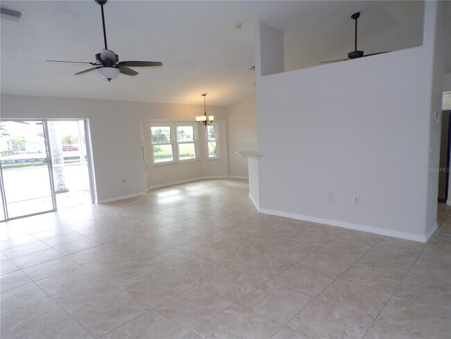 Foto del edificio - 17115 Barcrest Ln