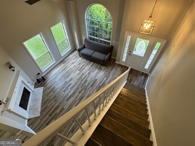 Building Photo - 2080 Racquet Club Cir NW