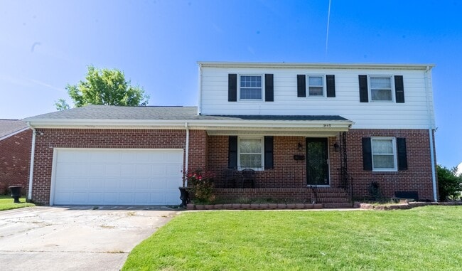 Photo - 3449 Petunia Cres House