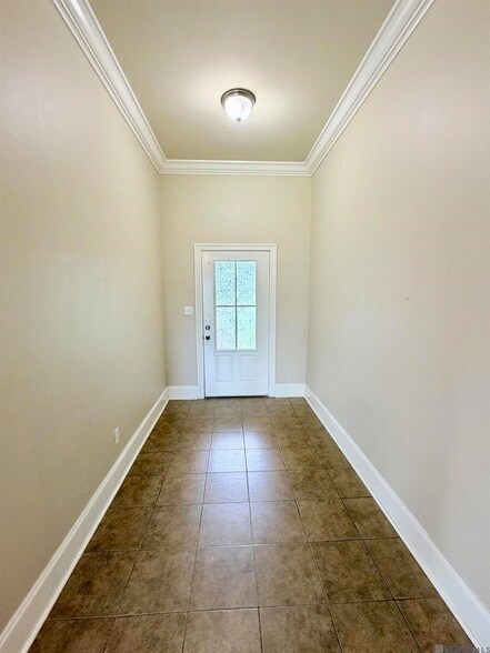 Building Photo - 41188 Lakeway Cove Ave