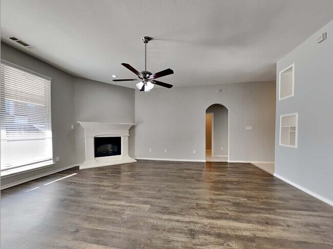 Foto del edificio - 2920 Crystal Way