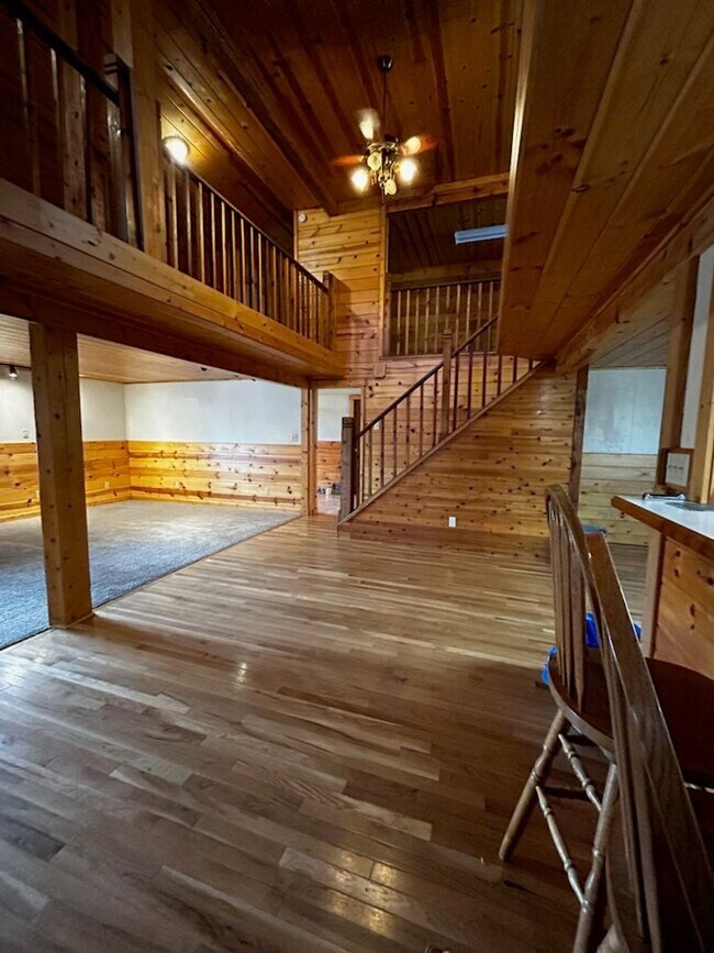 Building Photo - 24804-248Q4 Q4 Rd