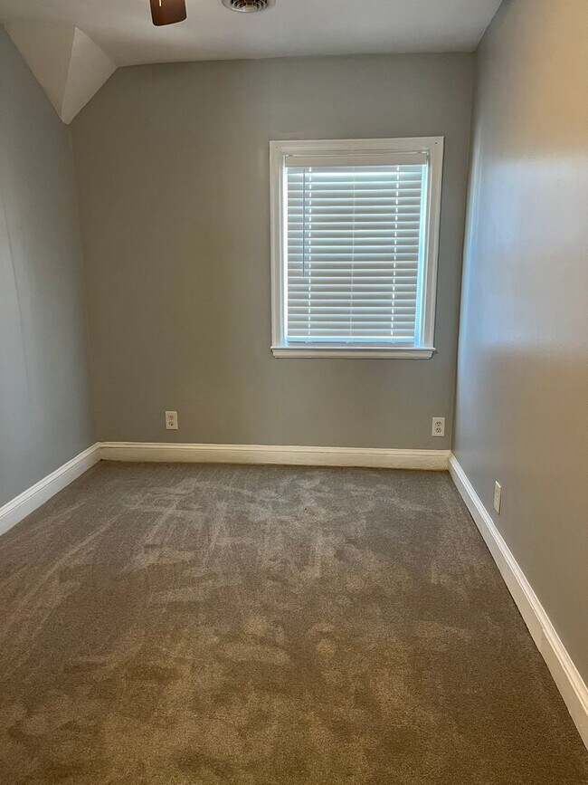 Building Photo - 4619 Marble Hall Rd/3 Bedroom, 2 Bath Town...