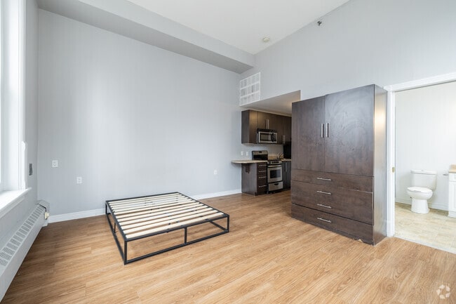 Studio, 1BA - Bedroom - Sandy Hill Apartments